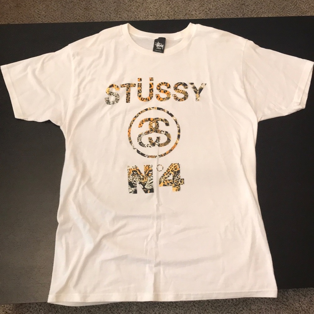 Men’s Large Stussy Tee shirt like new